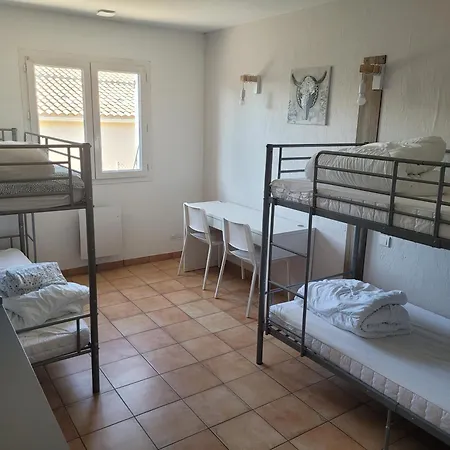 Maison Individuelle 90m2 Avec Veranda Et Piscine * Roquemaure (Gard)