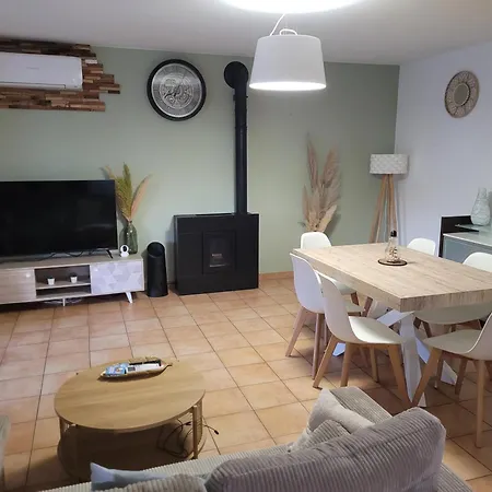 Maison Individuelle 90m2 Avec Veranda Et Piscine Nyaraló *